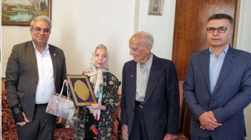 اخبار داخلی-وفادارترین مشتری صنعت بیمه ایران معرفی شد